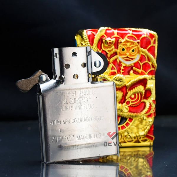 Zippo Bọc Lưới Mạ Vàng Hổ Múa Lân Sư Rồng ZN150