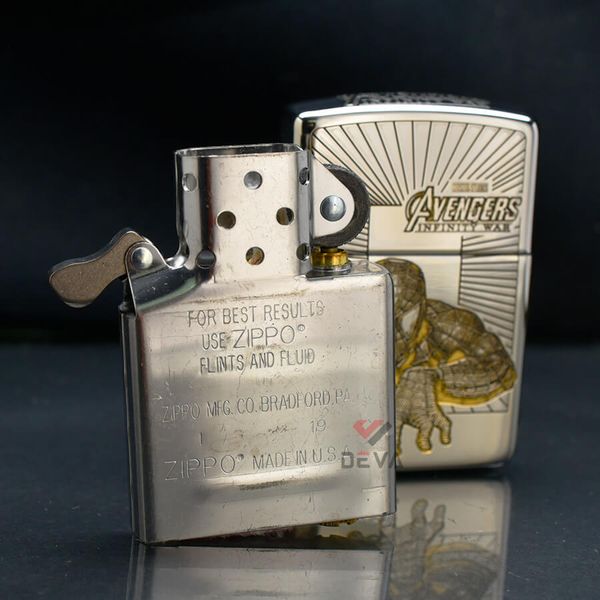 Zippo Armor Khắc Siêu Anh Hùng Người Nhện Spiderman ZN161