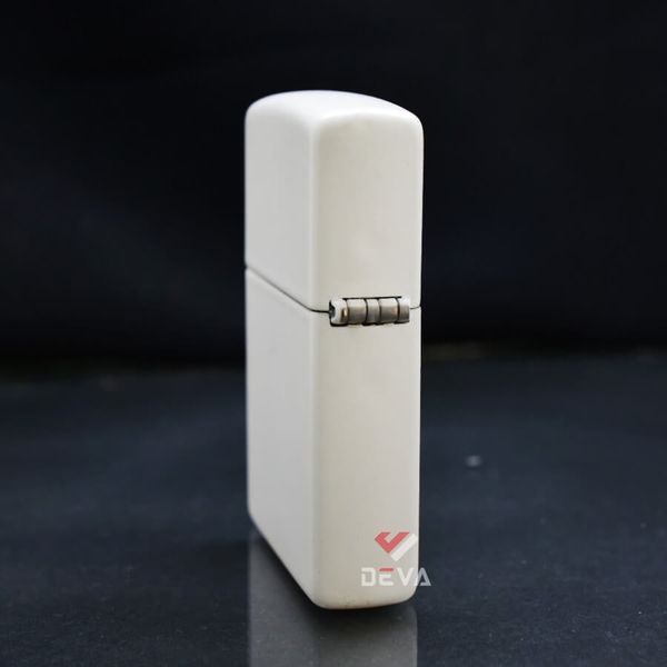 Zippo Sơn Trắng Nắp In Logo Z256