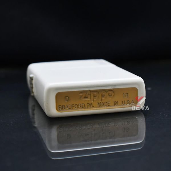 Zippo Sơn Trắng Nắp In Logo Z256