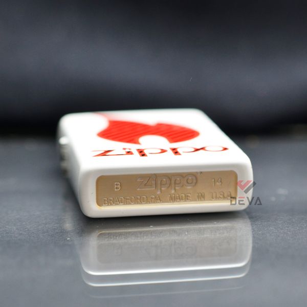 Zippo Sơn Trắng In Logo Ngọn Lửa Zippo Motif Z103