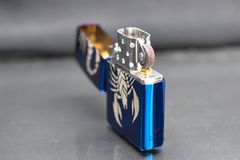 Zippo Xanh Sapphire Khắc Bọ Cạp ZK31