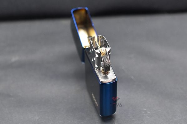 Zippo Sơn Xanh Sapphire Khắc Logo ZT20