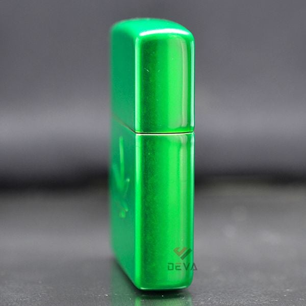 Zippo Stamped leaf Brass lá Phong nổi Z265