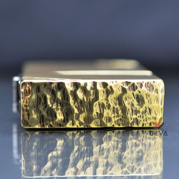 Zippo tái bản 1935 chặt góc cạnh hoa văn gõ búa ZN309