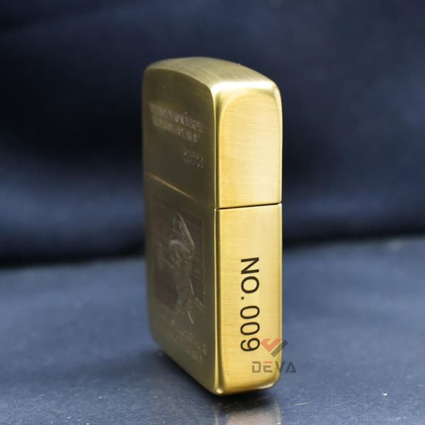 Zippo Tái Bản 1941 Khắc Tướng Mỹ Douglas MacArthur ZN351