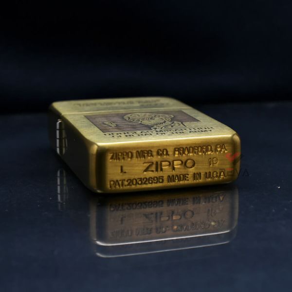 Zippo Tái Bản 1941 Khắc Tướng Mỹ Douglas MacArthur ZN351