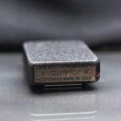 Zippo Tái bản 1941 Sơn Đen Sần Ốp Logo US Army Z211