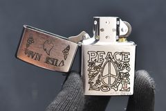 Zippo tái bản chiến tranh Việt Nam ZK54