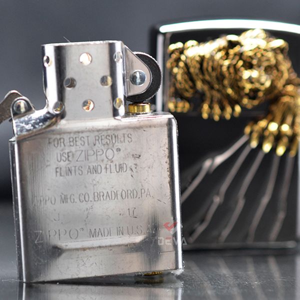 Zippo Armor Mỹ móng vuốt Chúa Sơn Lâm Tiger Claw 3D Z121