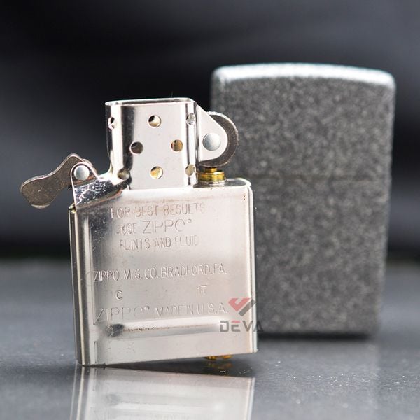 Zippo Vân Đá Sắt Iron Stone Z123