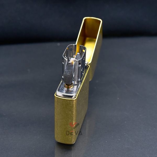 Zippo Vàng Chủ Đề Logo Zippo Design Z173