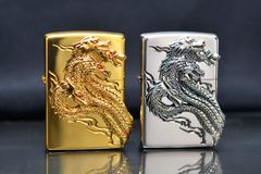 Zippo ốp Emblem rắn 8 đầu Yamata no Orochi ZN324