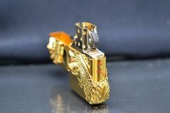 Zippo ốp Emblem rắn 8 đầu Yamata no Orochi ZN324