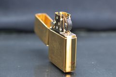 Zippo khắc CNC chủ đề Camel ZK50