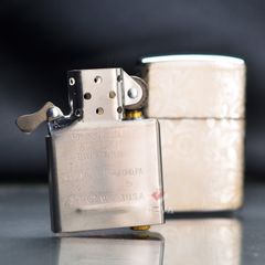 Zippo Armor Kỷ Niệm 45 Năm Hoa Văn Venetian 45th Anniversary Z335