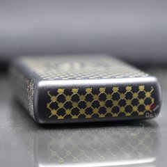Zippo Mỹ chính hãng sơn đen mờ in hoa văn Vip Z193