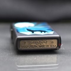 Zippo Sơn Chủ Đề Chó Sói Và Mặt Trăng Wolf AND Moon Design Z10