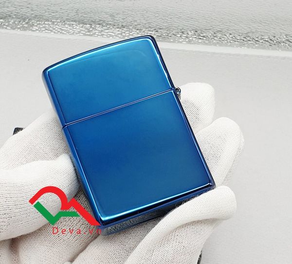 Marlboro mạ vàng trên nền xanh ZK46