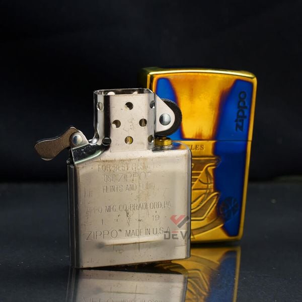 Zippo Đồng Cháy Chủ Đề CLB Bóng Rổ Mỹ Los Angeles Lakers ZN281