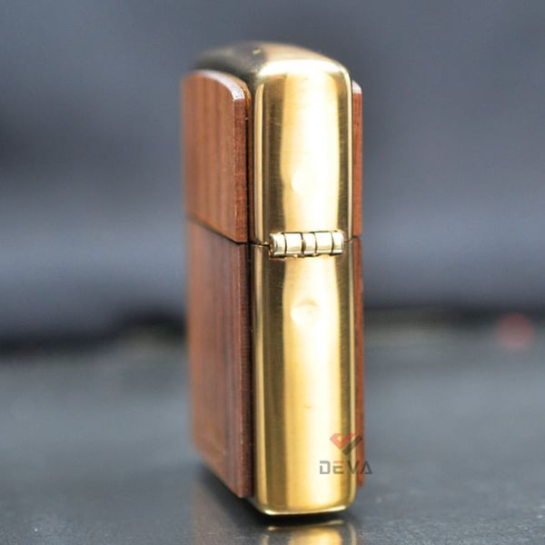 Zippo xuất Nhật ốp gỗ óc chó khảm trai Chủ Đề Camel ZN346