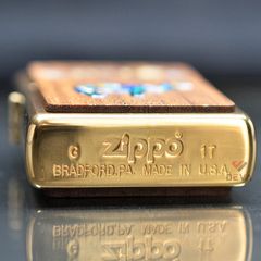 Zippo xuất Nhật ốp gỗ óc chó khảm trai Chủ Đề Camel ZN346