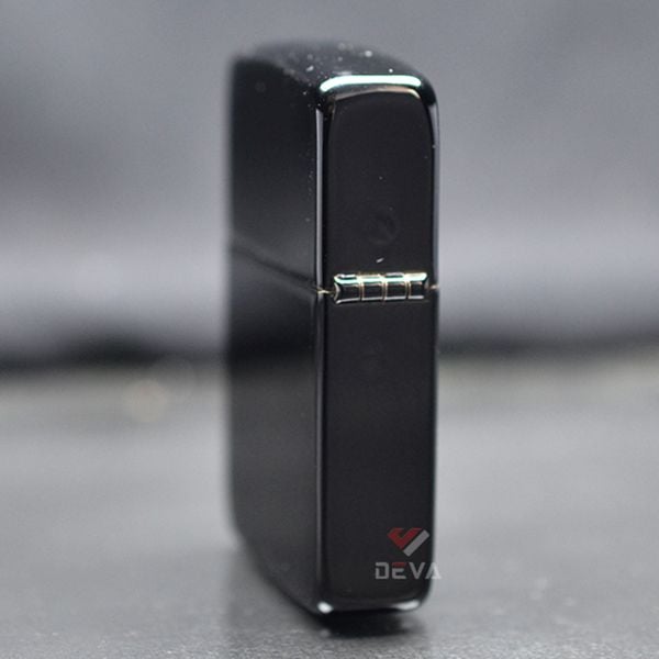 Zippo Tái Bản 1941 Đen Bóng Ốp Emblem Nissan GTR ZN352