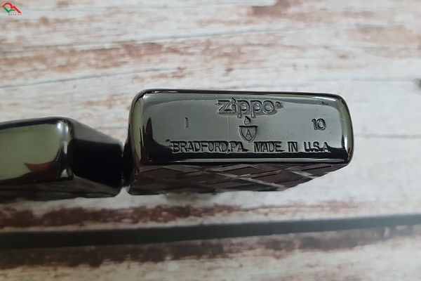 Zippo Xuất Nhật ZN268