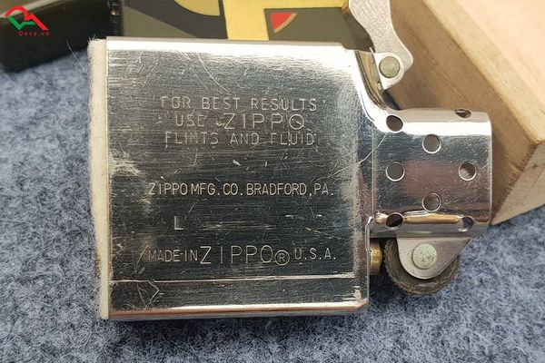 Zippo Cổ Đời 1997 C426