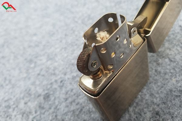 Zippo Hình Phượng Hoàng Đời 2005 C430