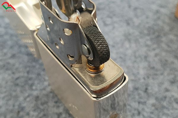 Zippo Đồng Tiền May Mắn Đời 2012 C425