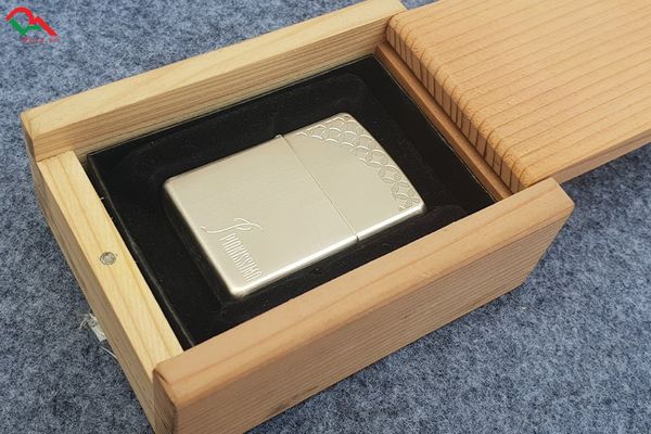 Zippo Đồng Tiền May Mắn Đời 2012 C425