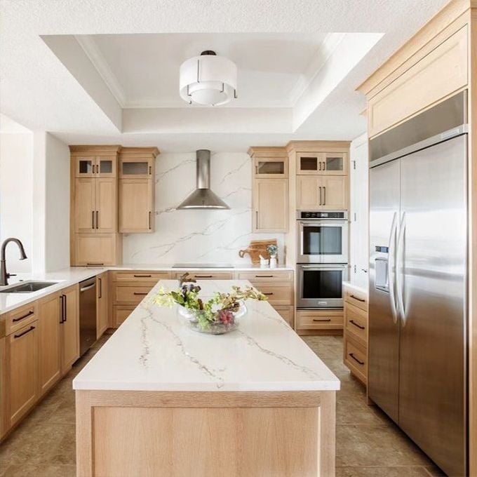 Oak White Shaker 