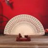 Quạt gỗ cầm tay phong cách cổ trang Trung Hoa , quạt gỗ mộc hương decor