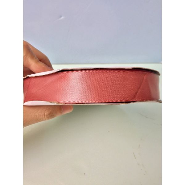 (Cuộn 100Met) Ruy băng lụa bản 2,5cm - loại đẹp - đủ màu