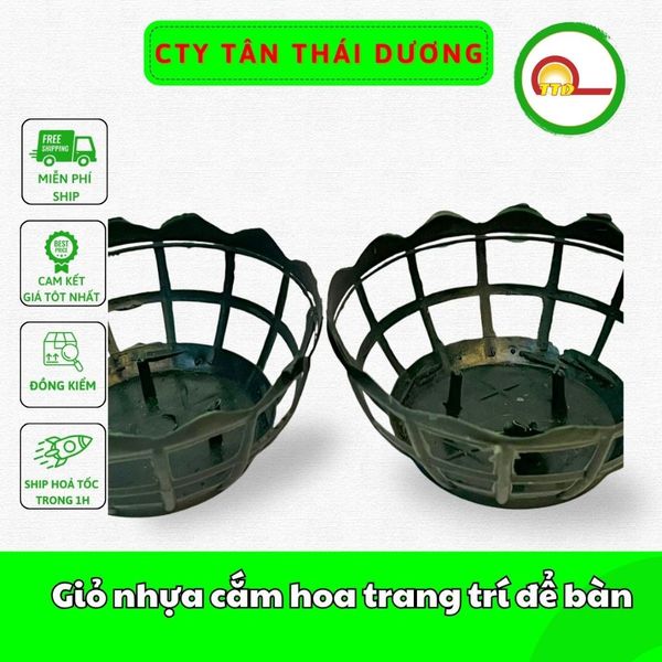 Giỏ nhựa cắm hoa trang trí để bàn tiệc , bàn cô dâu