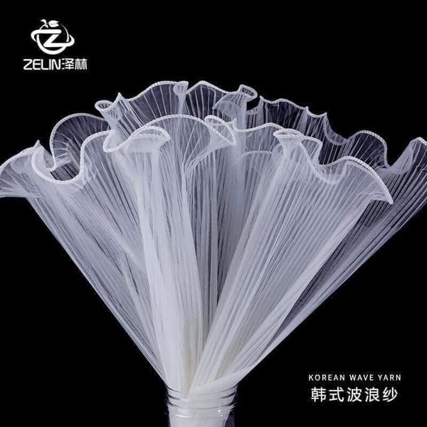 Giấy gói hoa - VOAN LƯỚI - VOAN SÓNG , VIỀN NGỌC TRAI  gói hoa -  28cm*2m