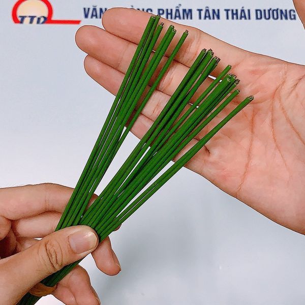 SỈ - LẺ CÀNH KẼM LÀM HOA 40 CM - Làm Hoa Giấy Nhún 40cm