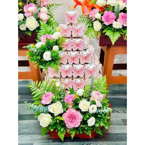 Vỏ hộp cánh bướm-  vỏ hộp cưới hỏi - vỏ hộp đựng trà - vỏ hộp trang trí mâm quả cưới - Decor trang trí tiệc cưới