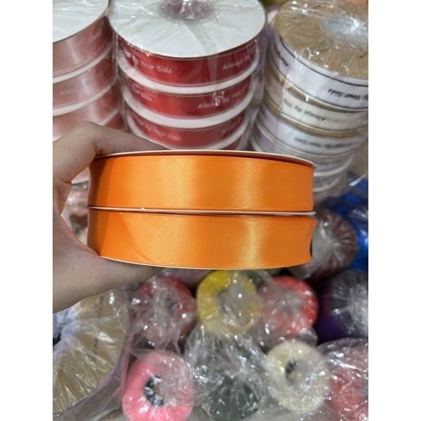 (Cuộn 100Met) Ruy băng lụa bản 2,5cm - loại đẹp - đủ màu