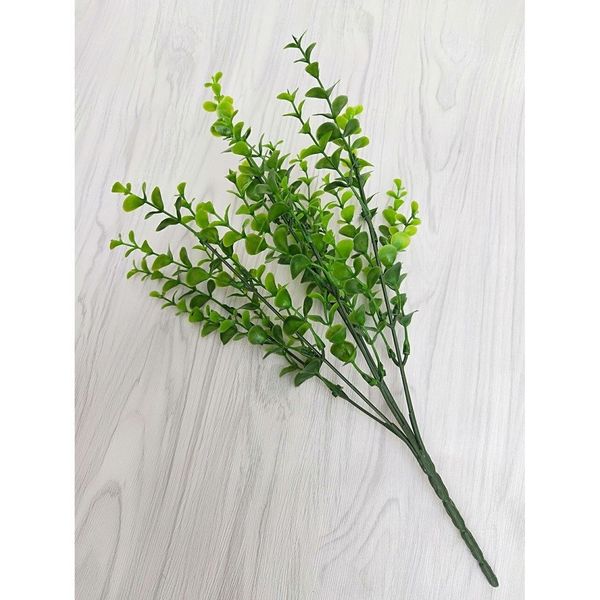 1 CÀNH BẠCH ĐÀN GIẢ - cắm bình hoa - trang trí nhà cửa - decor quán cà phê VV