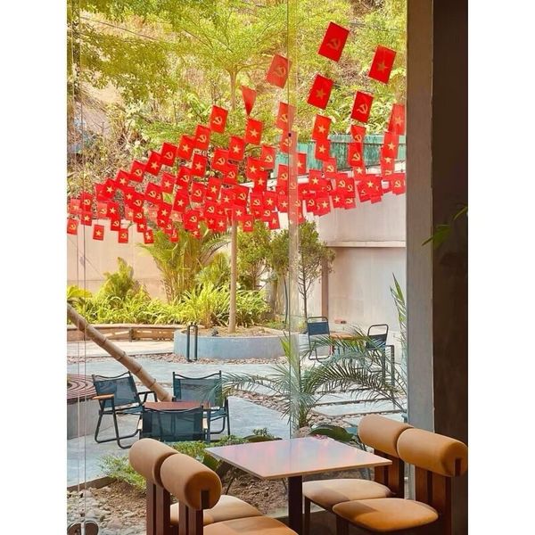 Cờ dây Tổ Quốc 10met x 20 lá  - Cờ dây Sao Vàng in 2 mặt bằng vải phi bóng - Decor Trang trí dịp Tết, lễ hội