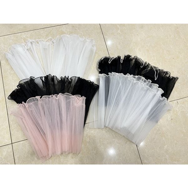 Giấy gói hoa - VOAN LƯỚI - VOAN SÓNG , VIỀN NGỌC TRAI  gói hoa -  28cm*2m