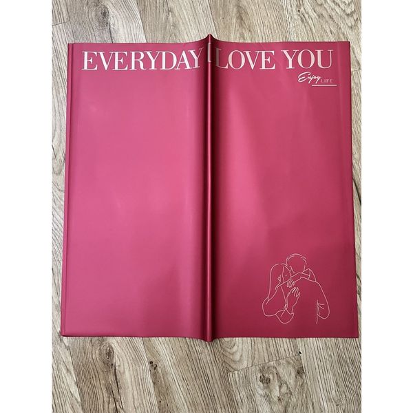 Giấy Gói Hoa In Chữ Love You - Loại Dày Đẹp - sỉ , lẻ