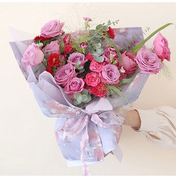 Giấy gói hoa - Tập 15 tờ giấy gói hoa họa tiết  Gấm Hoa cao cấp - Khổ 52x59cm