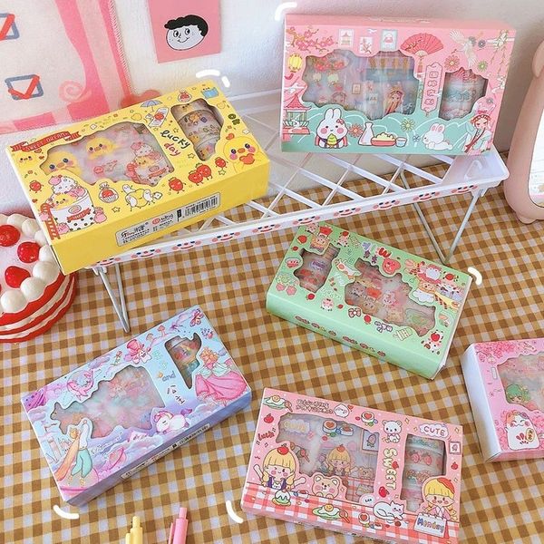 Hộp sticker và băng keo dán trang trí hoạ tiết hoạt hình dễ thương