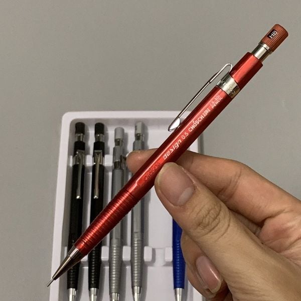 Bút Chì Kim HB 0.5mm - Bút Chì Bấm Loại Đẹp - Màu Ngẫu Nhiên