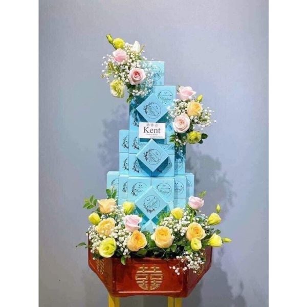Hộp đựng bánh cốm, Vỏ Hộp bánh phu thê - in chữ Wedding - Mặt trước in nhũ cực đẹp