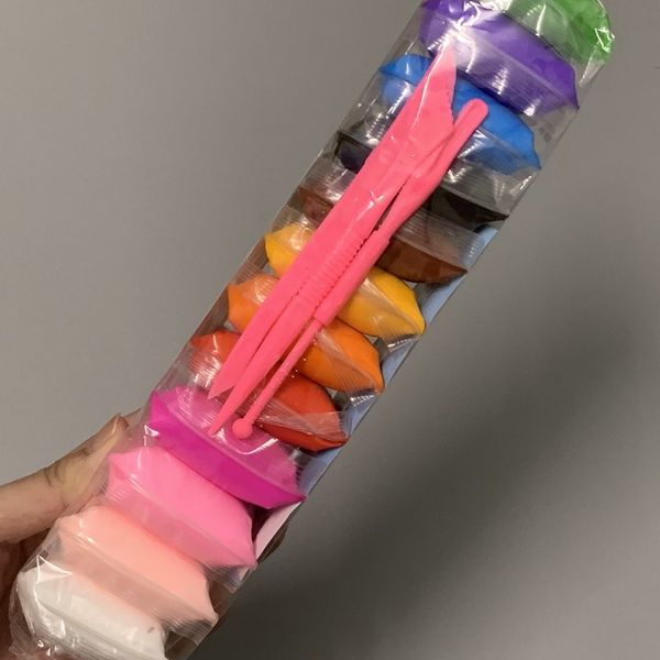 Đất Sét Tự Khô Siêu Nhẹ 12 Màu Cao Cấp Softclay Nặn Hình - An Toàn.