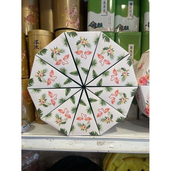 Vỏ hộp tam giác xếp tròn - Vỏ hộp bánh cưới sang trọng